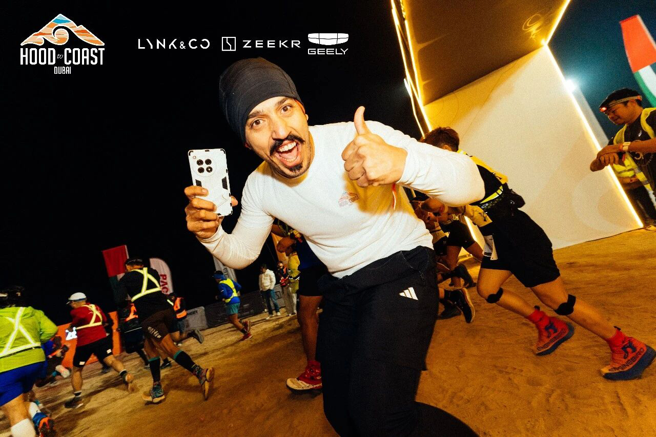 2026越山向海迪拜站完賽，中國團隊遠征沙漠奪冠！